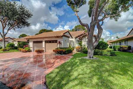 6359 Mill Pointe Circle Delray Beach, FL 33484