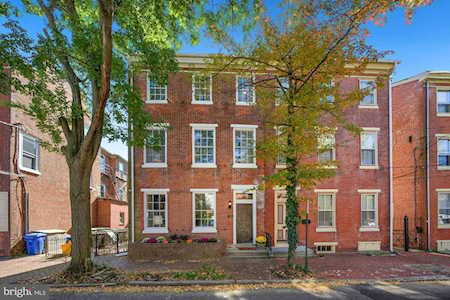 8 W Union St Burlington, NJ 08016