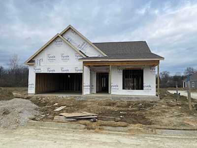 7761 Clifton Loop Pickerington, OH 43147