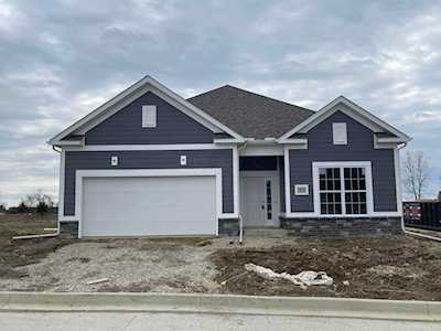 7673 Clifton Loop Pickerington, OH 43147