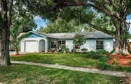 14012 Capitol Dr Tampa, FL 33613