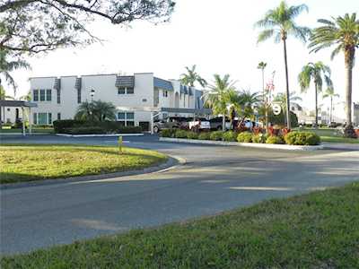 217 Elmwood CIRCLE #217 Seminole, FL 33777