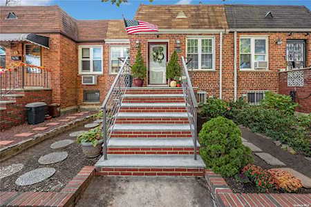 63-56 Pleasantview Street Middle Village, NY 11379