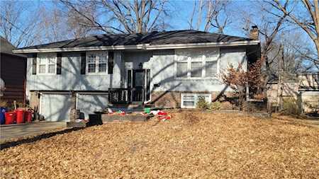 9704 W 96th Terrace Overland Park, KS 66212