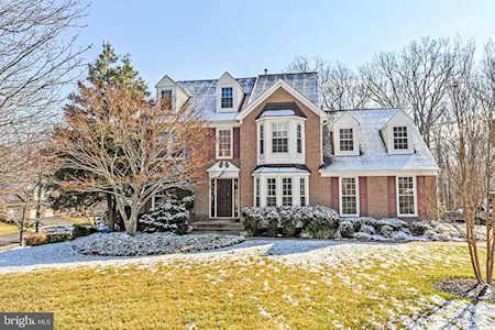 8525 Oak Chase Circle Fairfax Station, VA 22039