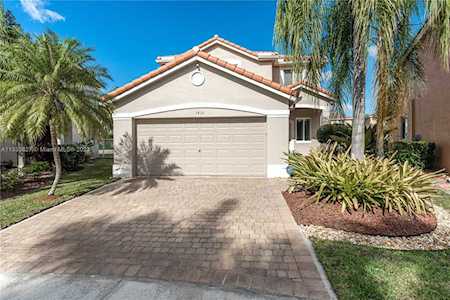 1432 Sabal Trl Weston, FL 33327