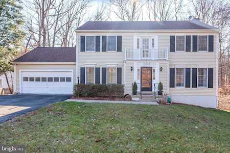 12865 Valleywood Dr Woodbridge, VA 22192