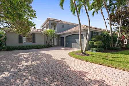 124 N Village Way Jupiter, FL 33458