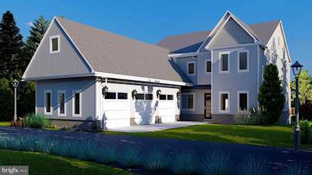 1923 Griffith Rd Falls Church, VA 22043