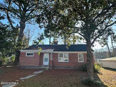 112 Westminister Drive Jacksonville, NC 28540