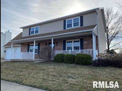 321 Danbury Ln Metamora, IL 61548