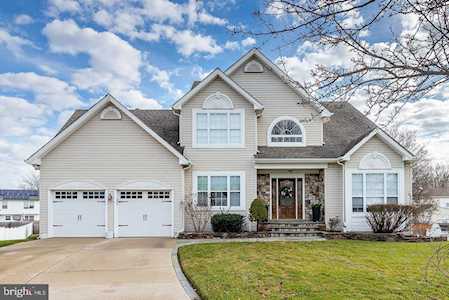 403 Pewter Ct Glassboro, NJ 08028