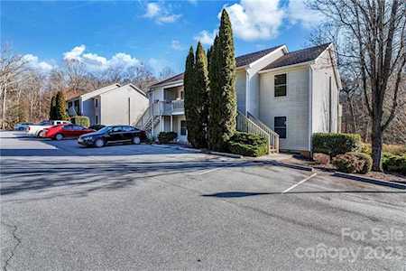 11 Krista Circle Candler, NC 28715