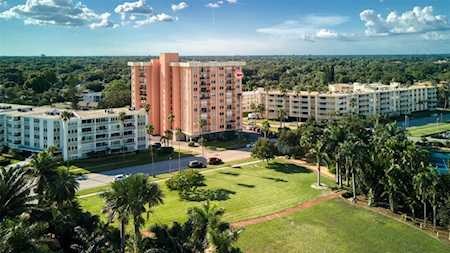 1120 N Shore Dr NE #1001 St. Petersburg, FL 33701