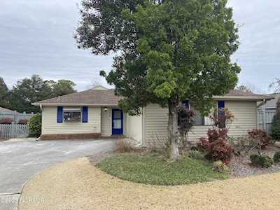 203 Birdie Lane Wilmington, NC 28405