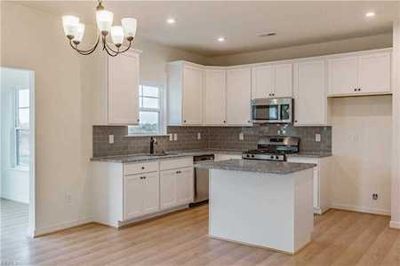 175 Peck Ln Suffolk, VA 23434