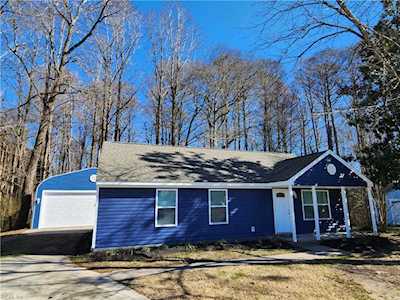 104 Wake Forest Ct Suffolk, VA 23434
