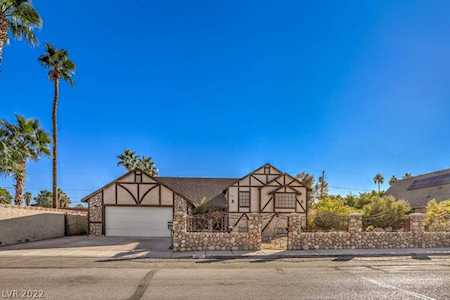 4877 Patterson Ave Las Vegas, NV 89104