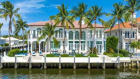 1003 Rhodes Villa Avenue Delray Beach, FL 33483