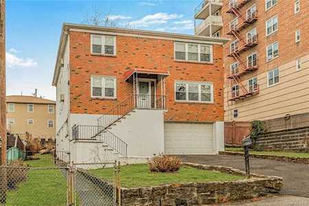 221 Vredenburgh Avenue Yonkers, NY 10704