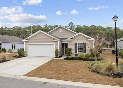 592 Hay Hill Ln. Myrtle Beach, SC 29579