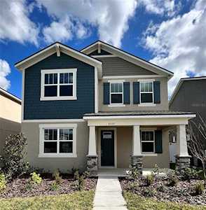 8557 Lamppost Ln Orlando, FL 32832
