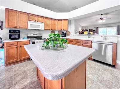 1198 Blackberry Circle Baker, FL 32531