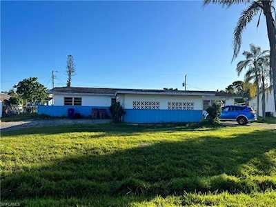 156 Charles St Fort Myers, FL 33905