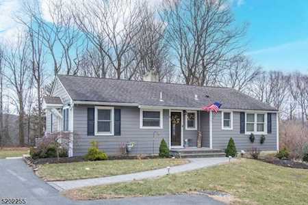 10 Crestwood Dr Randolph Twp., NJ 07869