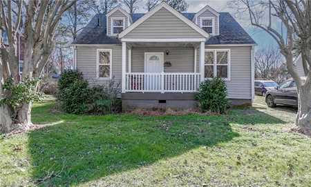 2205 Greenwood Dr Portsmouth, VA 23702