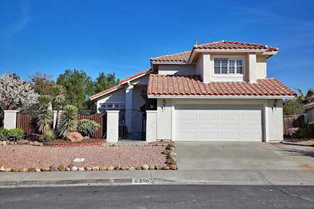 8310 Dufresne Way San Diegoo, CA 92129
