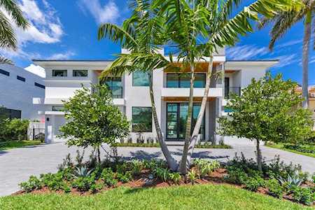 701 NE Lakeview Terrace Boca Raton, FL 33431