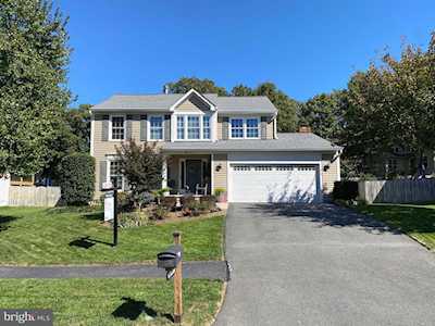 8215 Tall Timber Dr Gainesville, VA 20155
