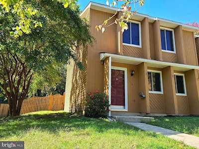 1114 Commanders Way S Annapolis, MD 21409