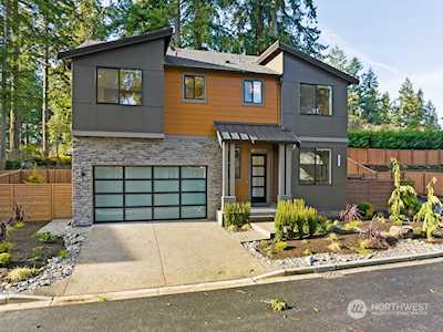 889 131st Place NE #3 Bellevue, WA 98005