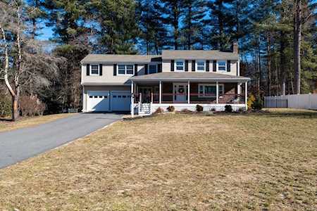9 Pine Ridge Road North Reading, MA 01864