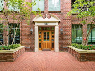 250 Daniel Burnham Square Columbus, OH 43215