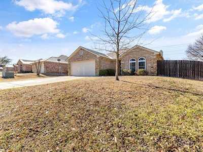 213 Wellington Trail Weatherford, TX 76085