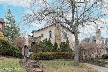 2116 Lakeside Dr Louisville, KY 40205