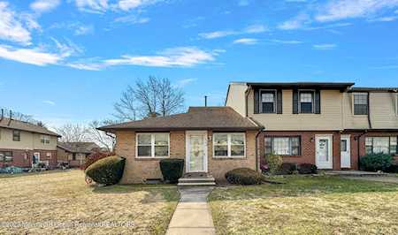 1148 Rita Ct Brick, NJ 08724