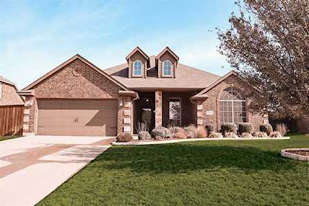 1041 Chandler Street Kennedale, TX 76060