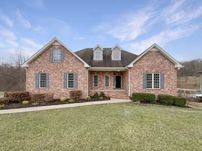 1032 Sweet Oak Rdg Hendersonville, TN 37075