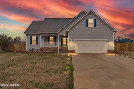 101 Seagull Drive Elizabeth City, NC 27909