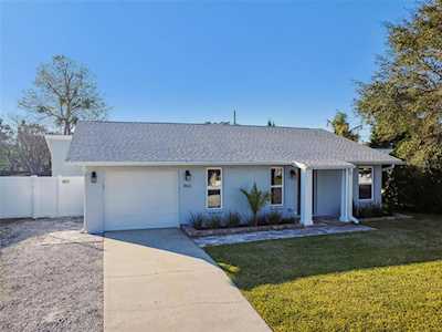 966 Crosley Dr Dunedin, FL 34698