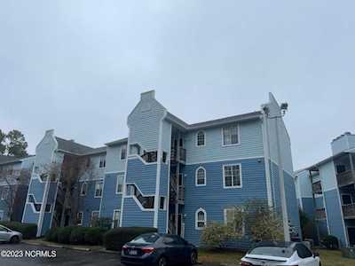 4220 Wilshire Boulevard Wilmington, NC 28403