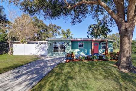 8601 78th PLACE Largo, FL 33777