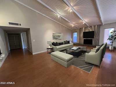 2319 E Inca Street Mesa, AZ 85213