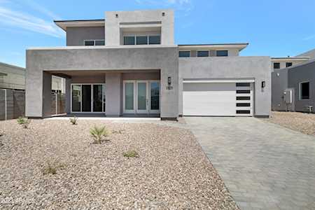 2935 S Sandstone Court Gilbert, AZ 85295