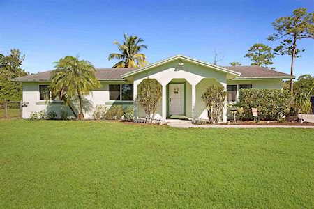 15093 N 24th Court Loxahatchee Groves, FL 33470