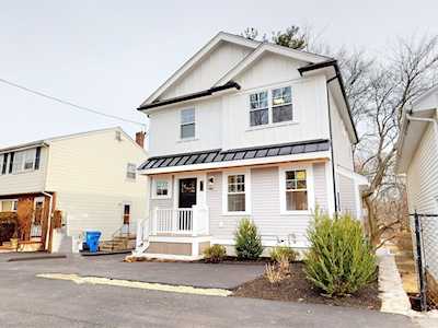 129 Lakeview Avenue Waltham, MA 02451